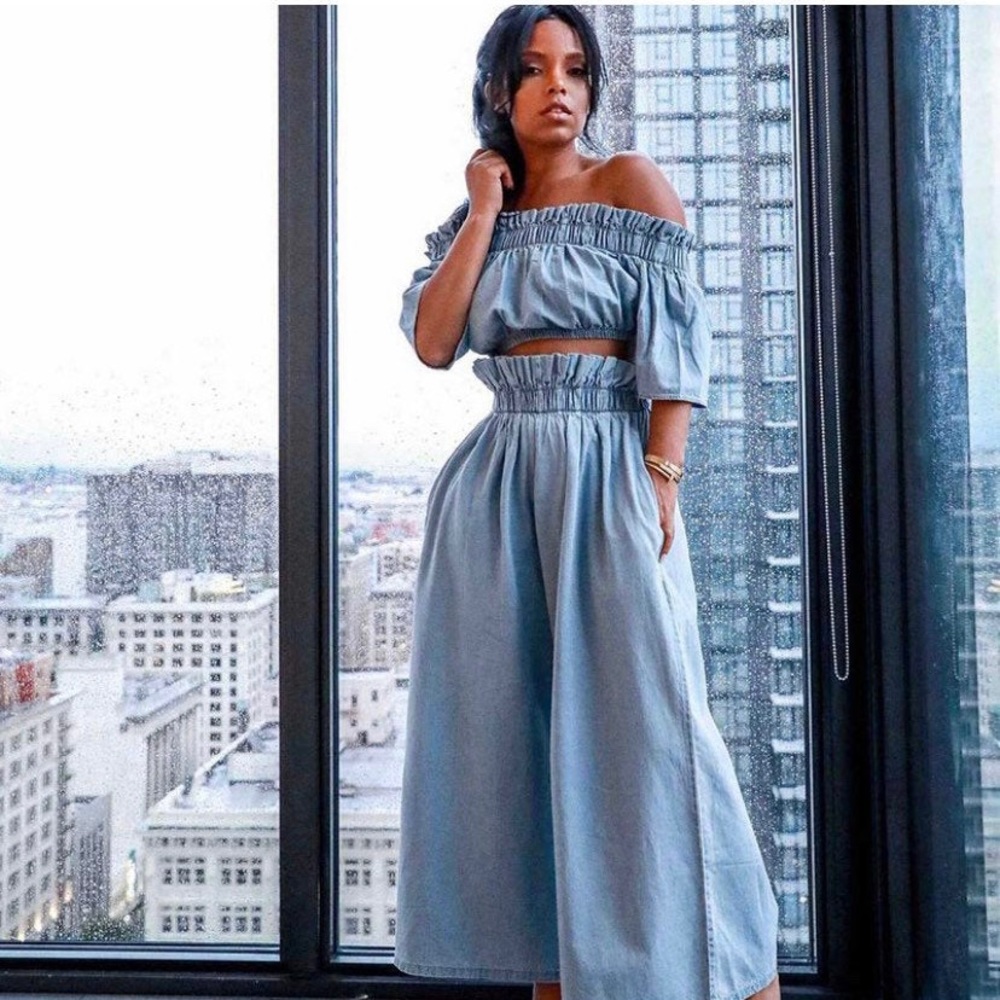 Ruffled Sleeve Crop Top & Casual Wide Leg Pants